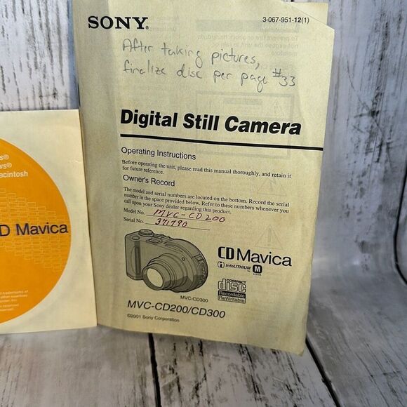 Sony Mavica MVC-CD200 2.1MP 2.5" 3x Optical Zoom Compact Digital Camera PARTS - Picture 6 of 9